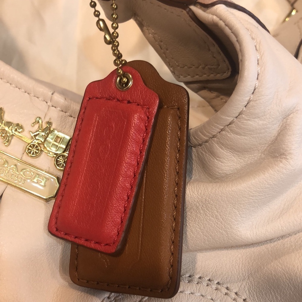 Coach Vintage 2010 Leather - Picture 14 of 15